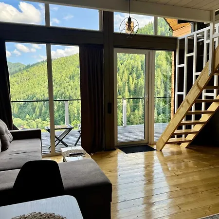 Royal Place Apartment *