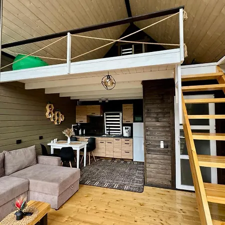 Royal Place Apartment *